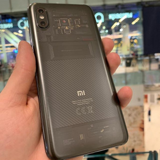 Защитная бронированная пленка для Xiaomi Mi8 Explorer Edition